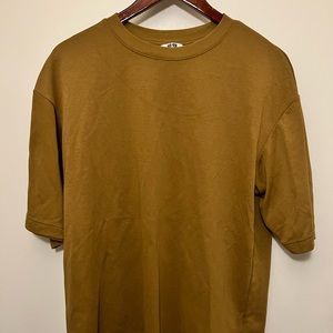 Uniqlo Men’s Medium Oversized Look
